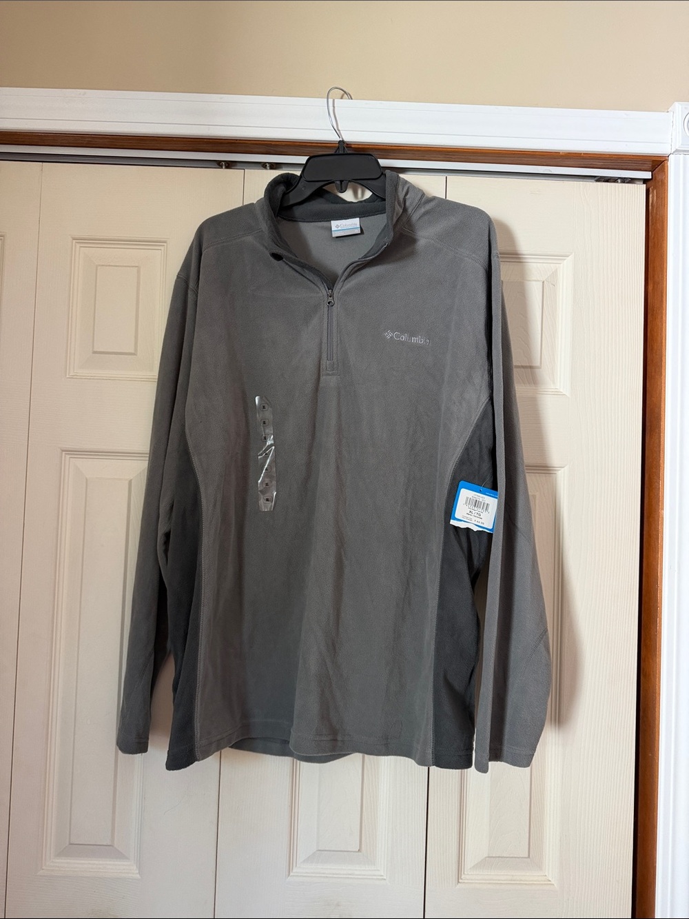 Columbia Men's Charcoal Gray Lightweight Quarter-Zip Shirt Jacket